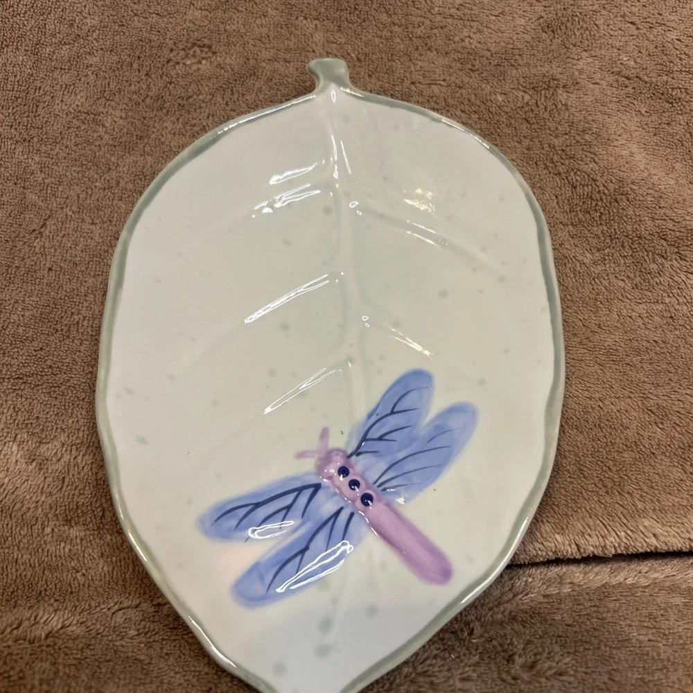 Favorite‎ Things Green Dragonfly Porcelain Soap Dish Or Trinket Dish
